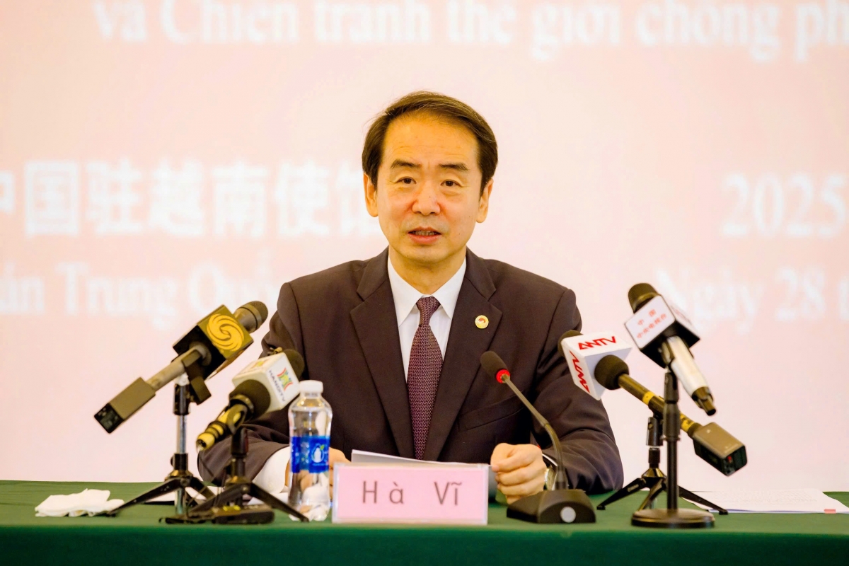 Đại sứ Trung Quốc tại Việt Nam Hà Vĩ chúc mừng 80 năm Quốc khánh Việt Nam